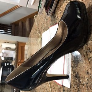 Steve Madden Vinyl pumps